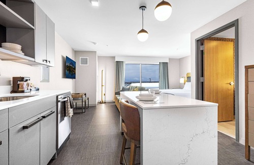 Southeast Colorado Springs Hotel | Homewood Suites by Hilton Colorado Springs Airport