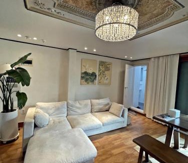 Seogang-dong Apartment | Hongdae 3BR 6 Queen Beds 6 Min Walk