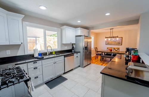 Lamar Heights Area House | Hot Tub and Pool Table in Large Arvada Home!