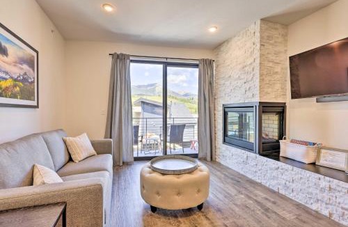 Willow Grove House | Hot Tub & Balcony: Riverfront Silverthorne Condo!