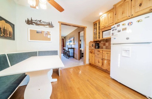 Carriage Hills House | Hot tub, fireplace, views, near National Park!