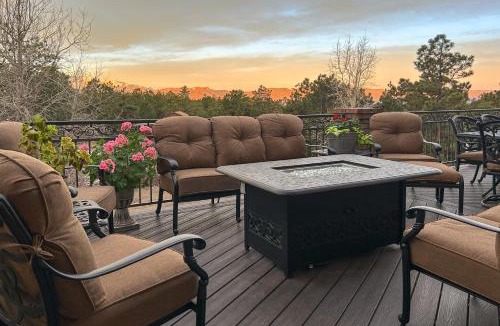 Colorado Springs House | Hot Tub! Mtn-View Family Haven in Black Forest