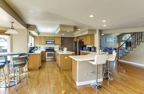 Green Valley Ranch House | Hot Tub + Patio: Group-Friendly Denver Oasis!