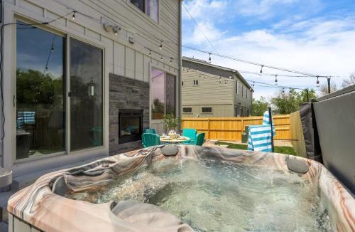 Berkley House | Hot Tub Rooftop Game Room 4br 4ba