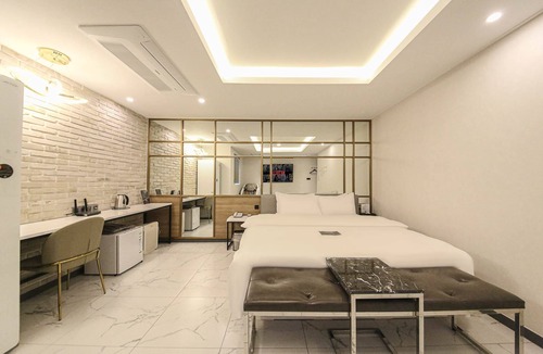 Seosan Hotel | Hotel 24st Urban Brown Seosan Lake Park