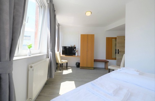 Rossdorf Hotel | Hotel Best One