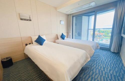 Songsan-dong Hotel | Hotel bridge Seogwipo