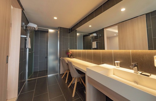 Songsan-dong Hotel | Hotel Bridge Seogwipo