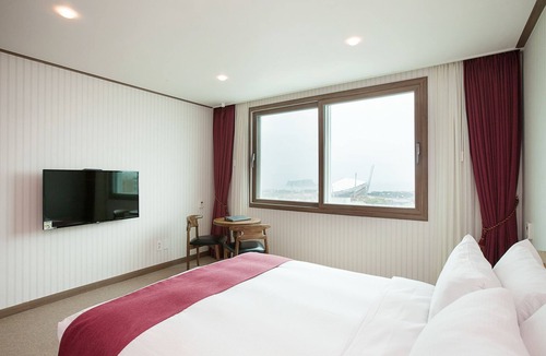 Gangjeong-dong Hotel | Hotel California Jeju