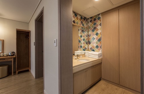 Yeon-dong Hotel | Hotel Elin