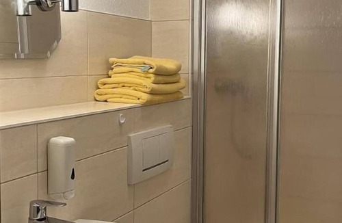 Melchendorf Bed & Breakfast | Hotel Garni zu Melchendorf