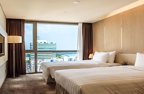 Seogwipo City Hotel | Hotel Golden Daisy Seogwipo Ocean