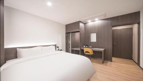 Sangnam-dong Hotel | HOTEL lantana
