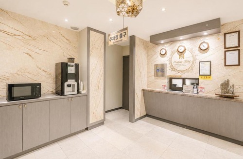 Beomeo-dong Hotel | Hotel Midas