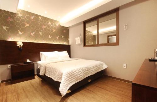 Nampo-dong Hotel | Hotel MoMo