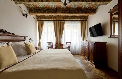 Mala Strana Hotel | Hotel Residence U Černého Orla
