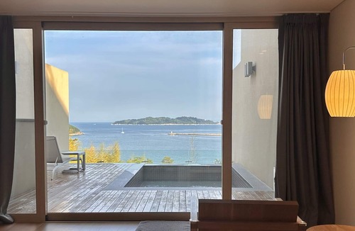 Irun-myeon Hotel | Hotel SangSang & Private SangSang Pool Villa