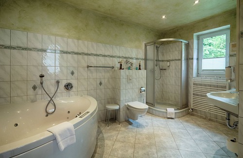 Gross Koeris Hotel | Hotel Seeschloesschen