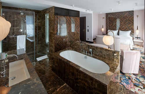 Innere Stadt Hotel | Hotel Topazz & Lamée