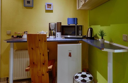 Mittenwalde Bed & Breakfast | Hotel Waldschlösschen