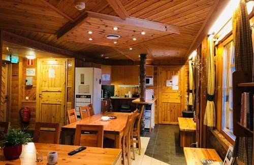 Muurame House | Hotelli Vuorikelo