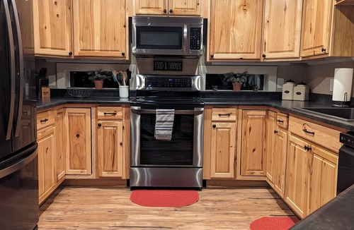 Yampa House | House - 3 BR - 2 BA - Sleeps 10