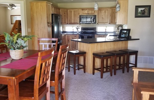 Yampa House | House - 3 BR - 2 BA - Sleeps 10