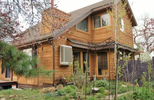 Lafayette House | House -Quiet Residential street near a park