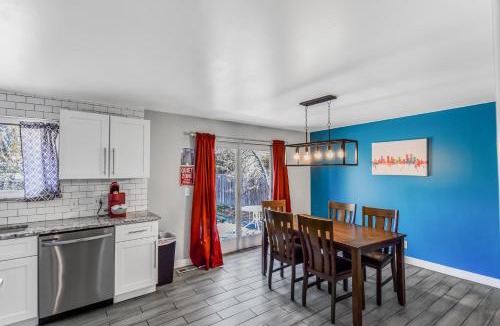 Littleton House | Huge family home in Centennial with five bedrooms large yard and plenty of parking