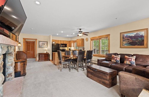 River Run Condo | Huge Wraparound Balcony w/Beautiful Views, King Bed, Walk to Lifts, Views