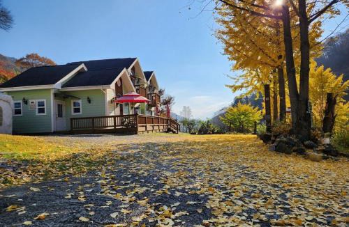 Hwacheon House | Hwacheon Sankkun-uijib Pension