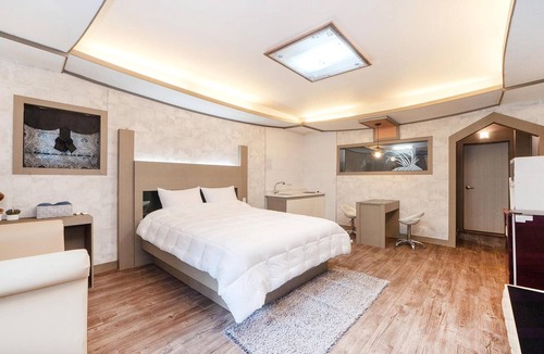 Hwacheon House | Hwacheon Sky Valley Pension