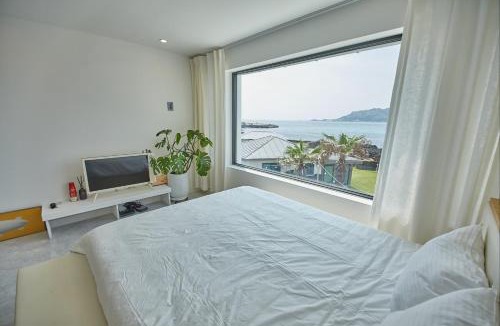 Hallim House | Hyupjae Hyun Stay
