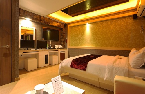 Icheon Hotel | Icheon J Hotel