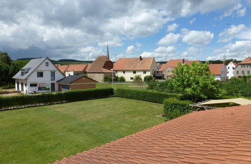 Untereisenheim Apartment | Idylisch gelegenes Ferienappartement mit Blick Richtung Mainfähre