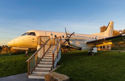 Uurainen Apartment | Ilmatar Airplane Lodge