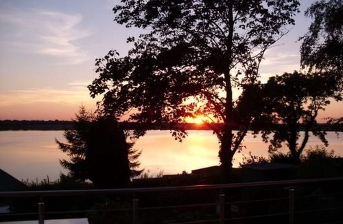 Ponitz am See House | in Klingberg mit Seeblick by Interhome