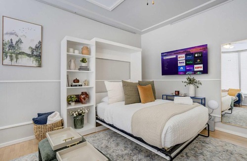 Downtown Colorado Springs Apartment | Indigo Cove Modern Studio near Historic Uptown