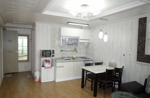 Aewol House | Jaju Olle Pension