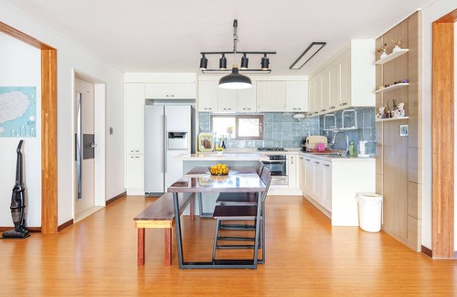 Aewol House | Jeju Brickninemansion