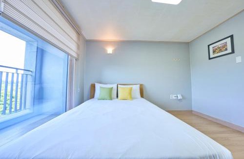 Jocheon House | Jeju Happiness Pension