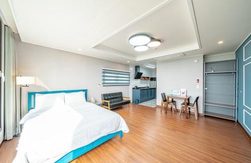 Jocheon House | Jeju Modul Pension