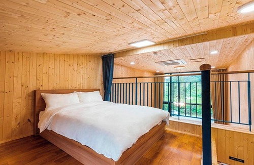 Hallim House | Jeju One Pine Tree Pension