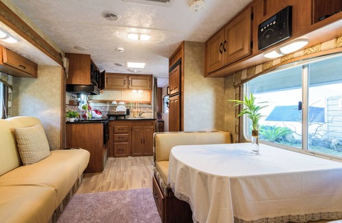 Aewol House | Jeju Starlight Glamping