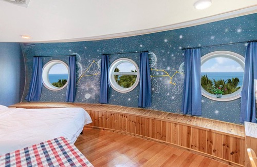 Aewol House | Jeju UFO Pension
