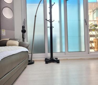 Banghwa-dong Apartment | jeni's house