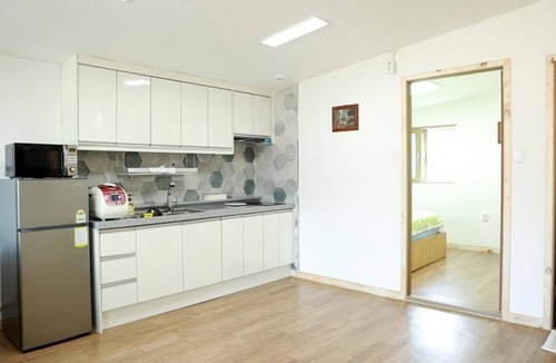 Jeongeup House | Jeongeup Brahms Pension A