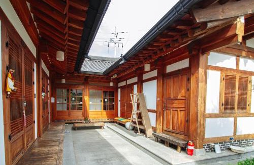 Jeonju House | Jeonju Hanok village Deoksugung