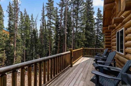Alma Cabin | July Special! Cabin with hot tub! Near FairPlay & Breck!