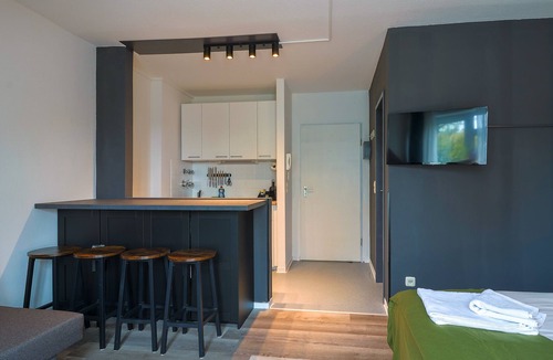 Sankt Lorenz Sud Apartment | K-units: Lübeck Studio Roter Löwe